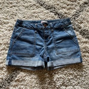 So brand Jean shorts adjustable waist excellent condition!